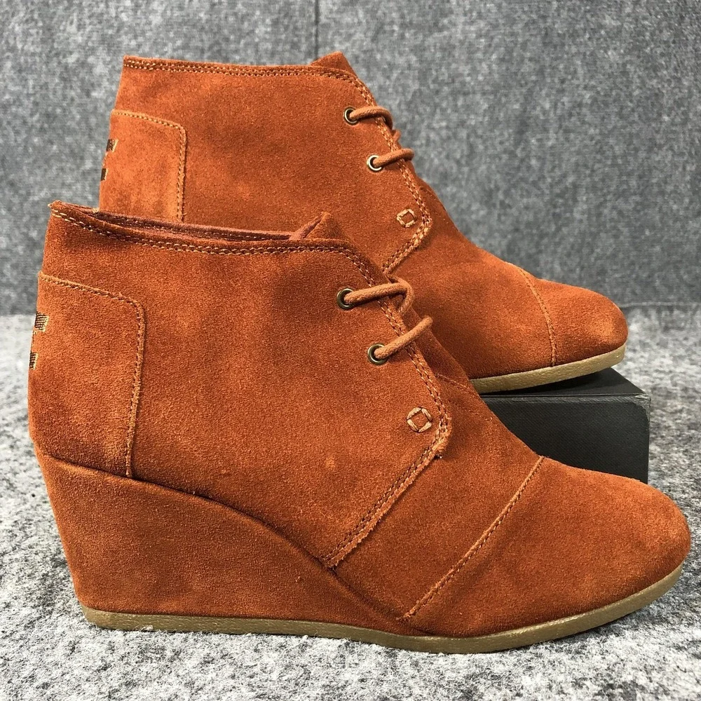 TOMS Boots Womens Size 9 Orange Suede Desert Wedge Lace Up Ankle Booties Shoes‎